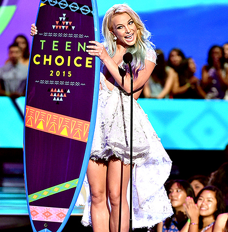 Britney Spears - Teen Choice Awards (onstage)