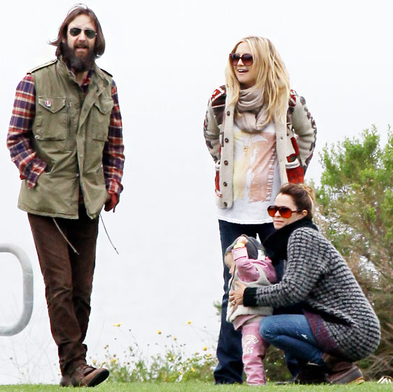 1363190402_chris robinson kate hudson lg