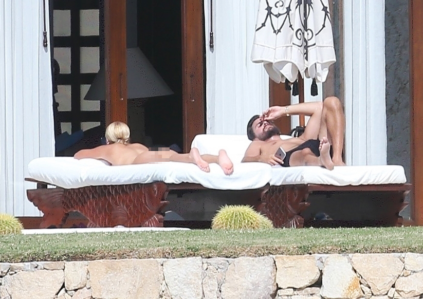 Sofia-Richie-nude-sunbathing-with-Scott-Disick