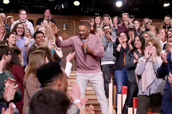 Will Smith performs a "Sitcom Remix"