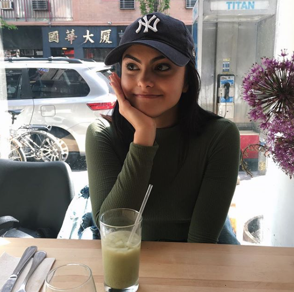 Camila Mendes