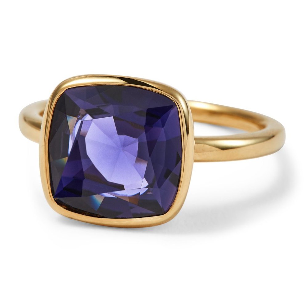 Lisa Eldridge Designs Rings for William Welstead: Details