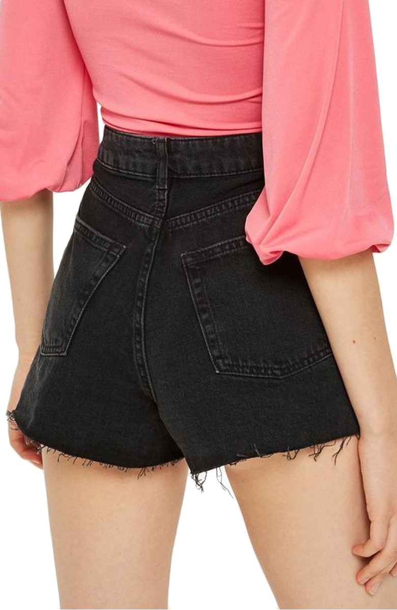 Cropped shorts