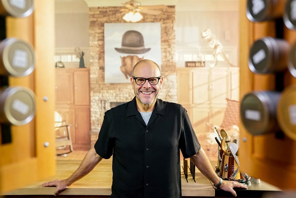 Alton Brown Says ‘Good Eats Reloaded Will Be ‘About 60 Percent New Material’