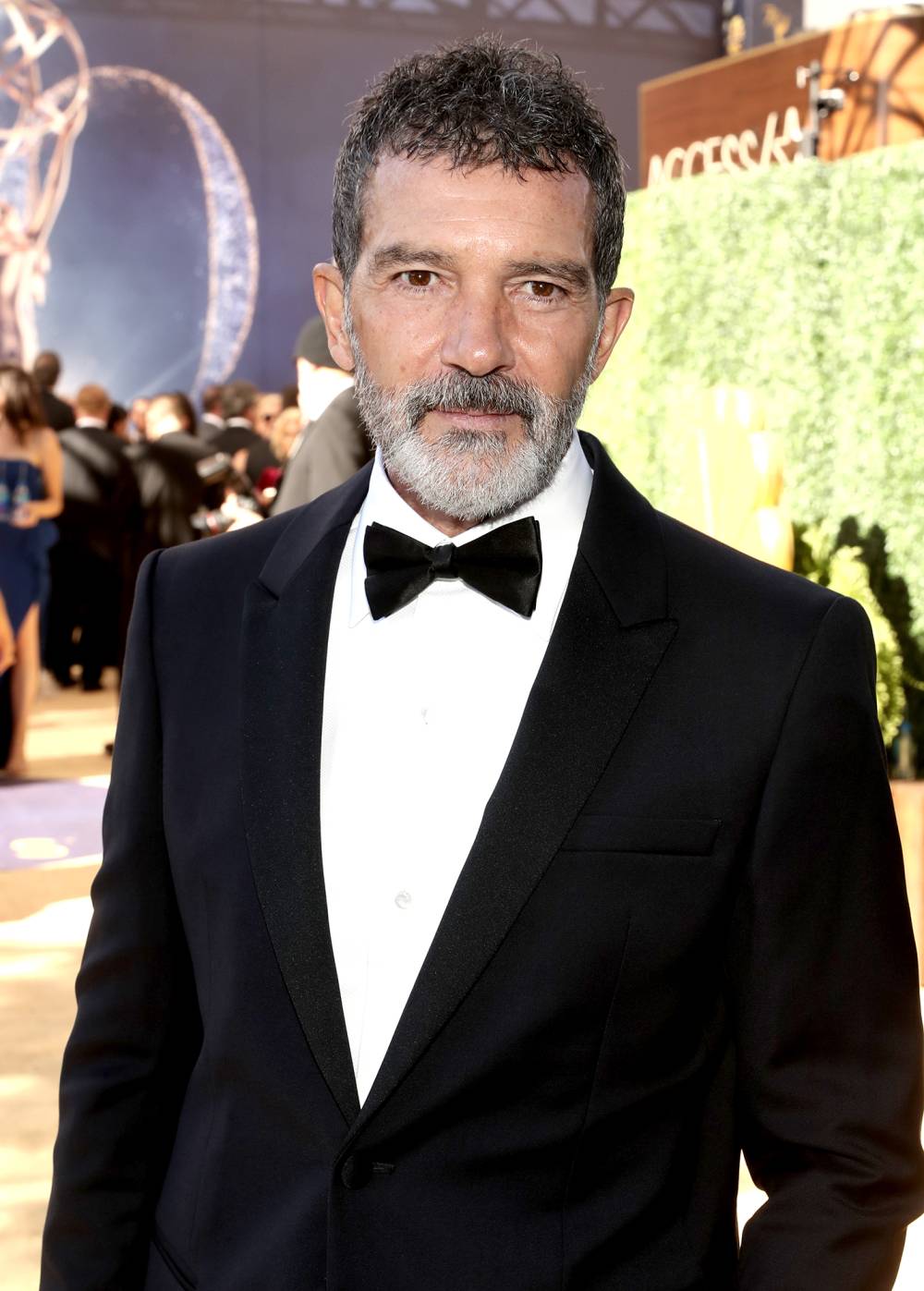 Antonio Banderas' Clapping Goes Viral at 2018 Emmys