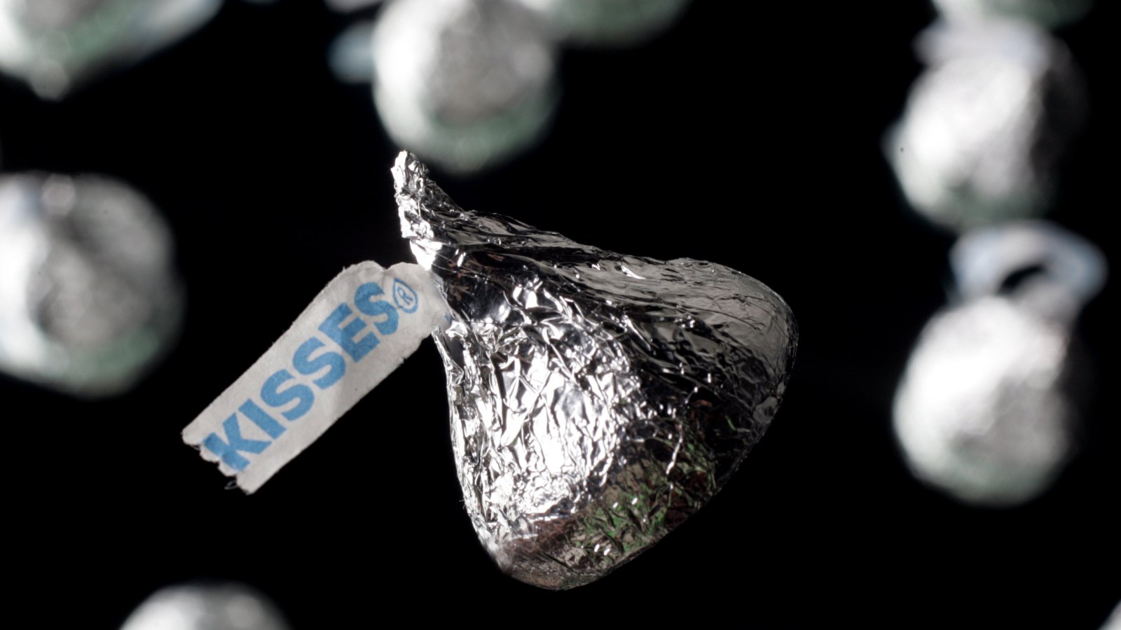Uh-Oh, Hershey's Broken Kiss Epidemic Could Extend Beyond the Holidays
