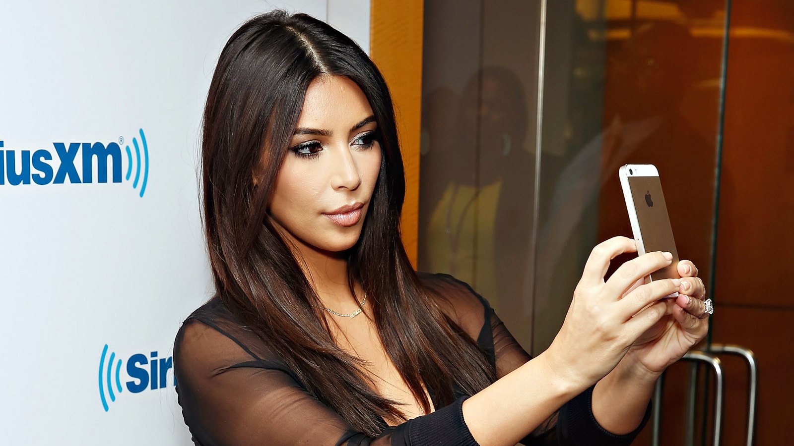 Kardashian Sisters Shutting Down Apps In 2019 Details 