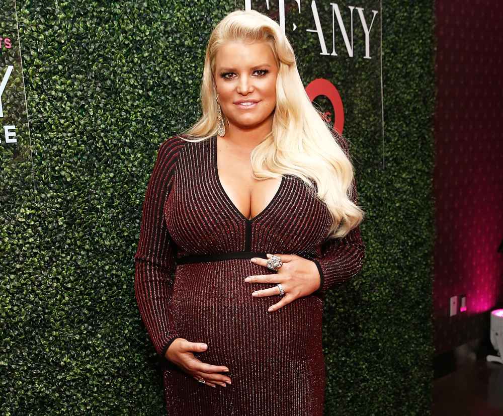 Pregnant Jessica Simpson Baby Bump Reindeer Costume