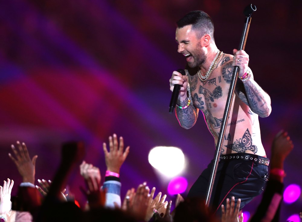 Super Bowl Fans Question Why Adam Levine Can Show His Nipples and Janet Jackson Can’t