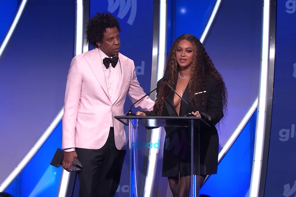 Beyonce Chokes Up While Dedicating Award To Uncle Who Died From Hiv