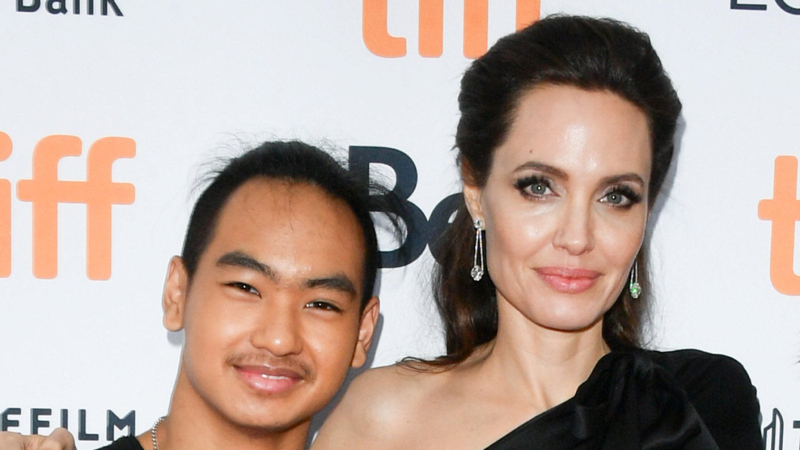 Angelina Jolie Maddox Online VIP