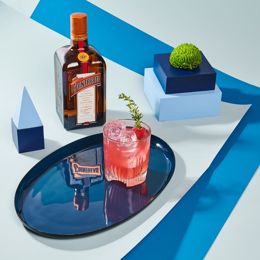 COINTREAU_Raspberry-Thyme-Margarita-Square-With-Bottle