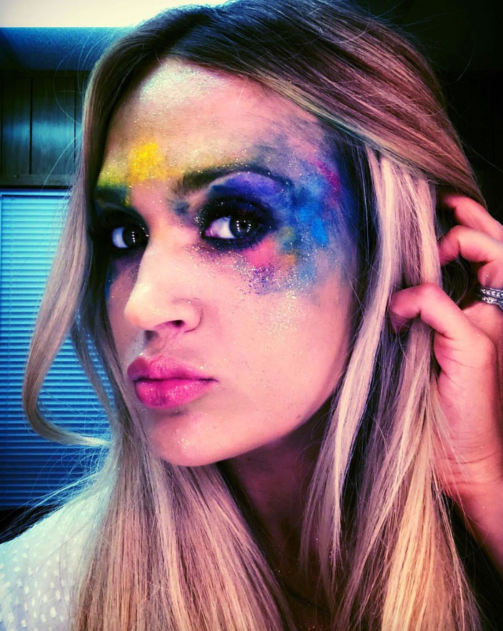 Carrie Underwood's Most Badass Moments Scar Glitter Instagram