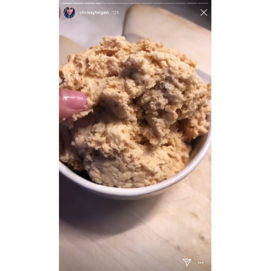 Chrissy Teigen, John Legend Make Chocolates With Daughter Luna