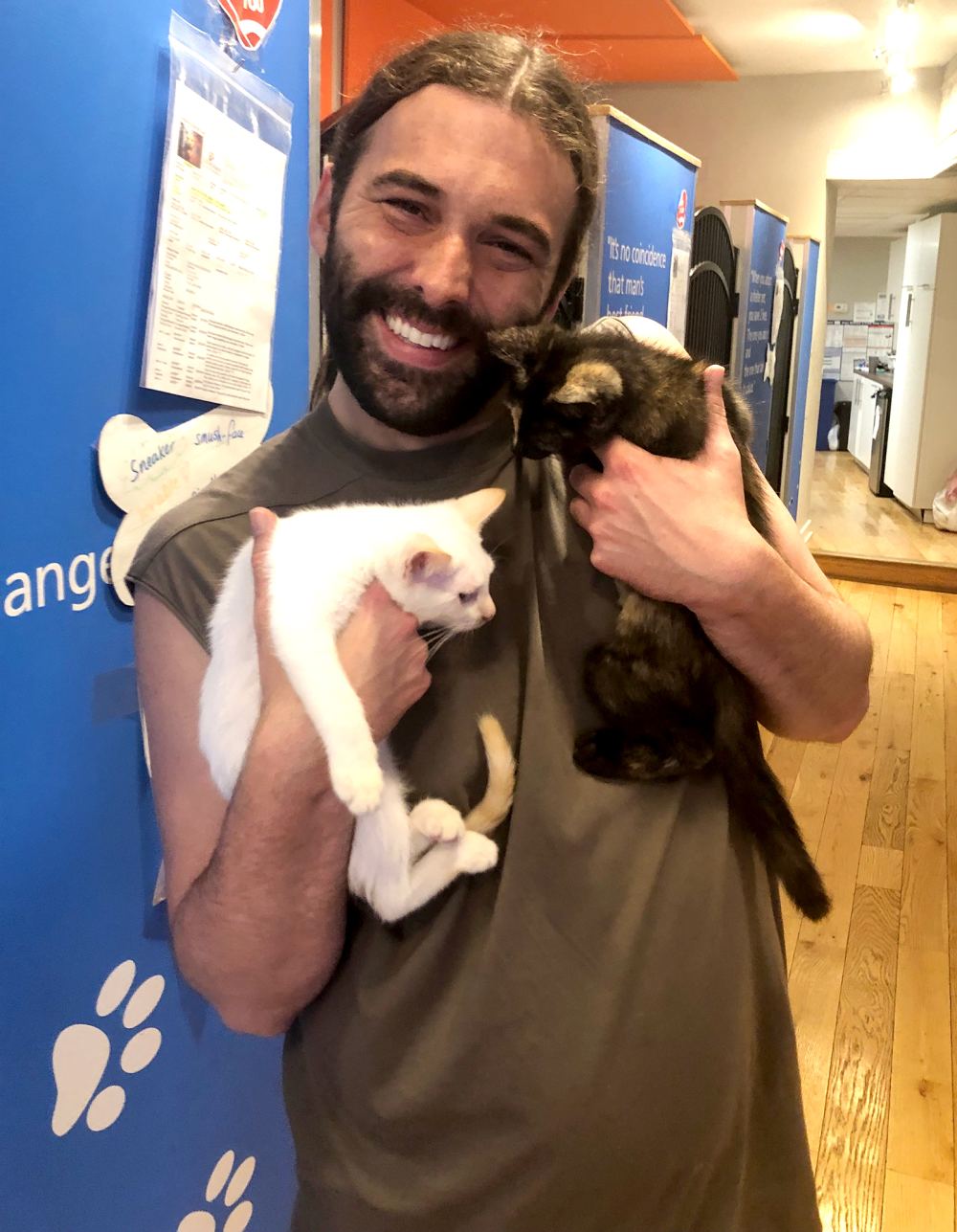Jonathan-Van-Ness-adopts-kittens