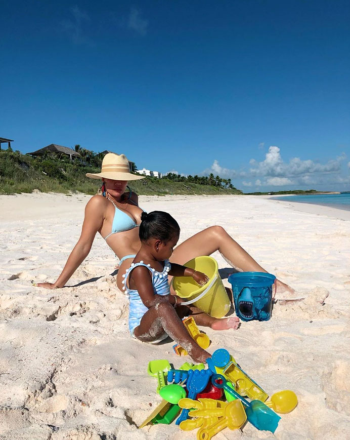 Khloe Kardashian and True On The Beach Sand Water Beach Toys True's Album