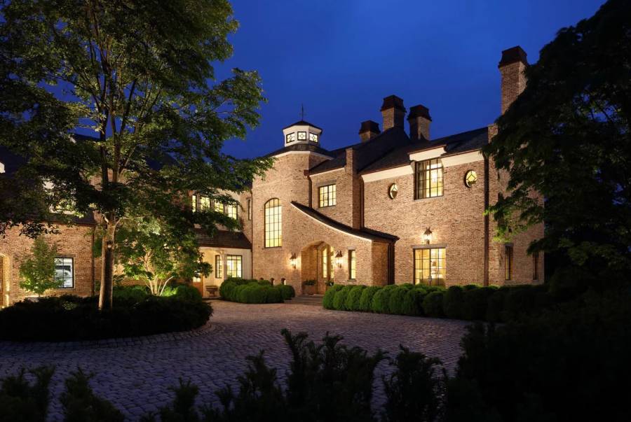 Tom-Brady-and-Gisele-Bundchen-selling-boston-home