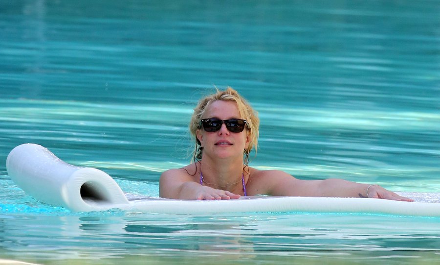 Britney Spears Hits the Pool in Miami With Sam Asghari