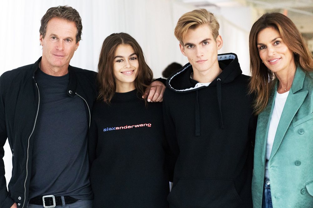Cindy-Crawford-and-Rande-Gerber's-Family-Album-With-Kaia-and-Presley-main