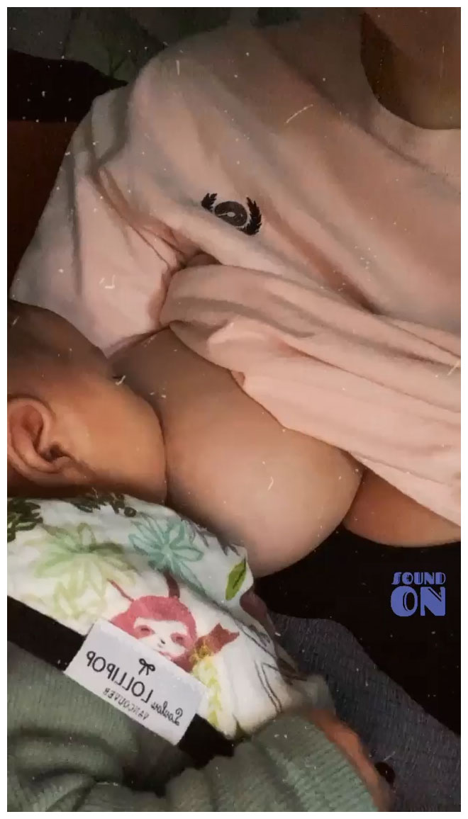 Ashley Graham Breast-Feeding Instagram
