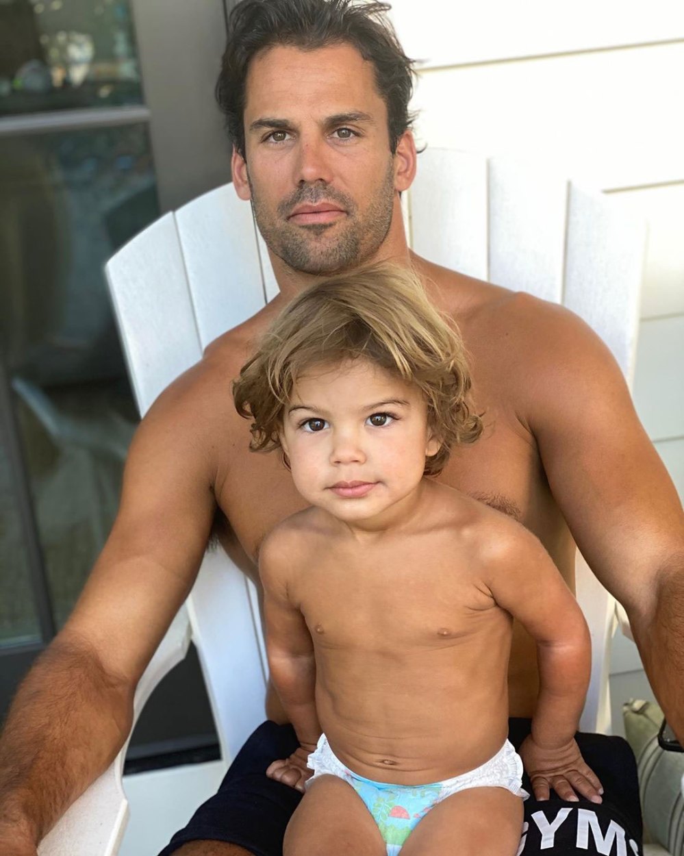 Jessie James Decker Gives Update on Son Forrest Bug Bite