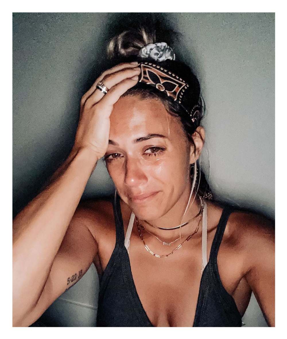 Jana Kramer Shares Tearful Selfie Jace Sleep Regression Crying Emotion