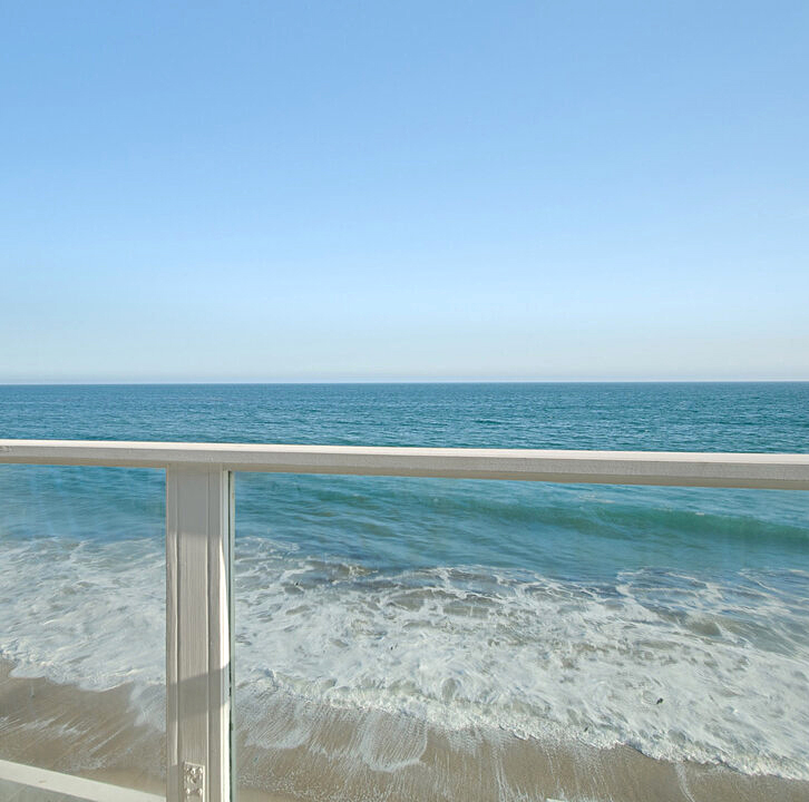 Jennifer Lopez Alex Rodriguez Selling Malibu Beach House 8 Million