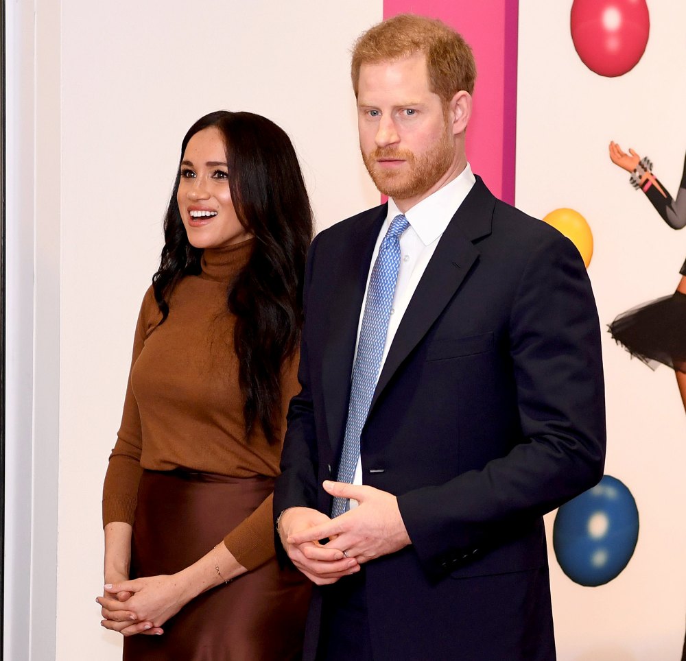 Ryan Reynolds Jokes About Prince Harry and Meghan Markle's Royal Step Back