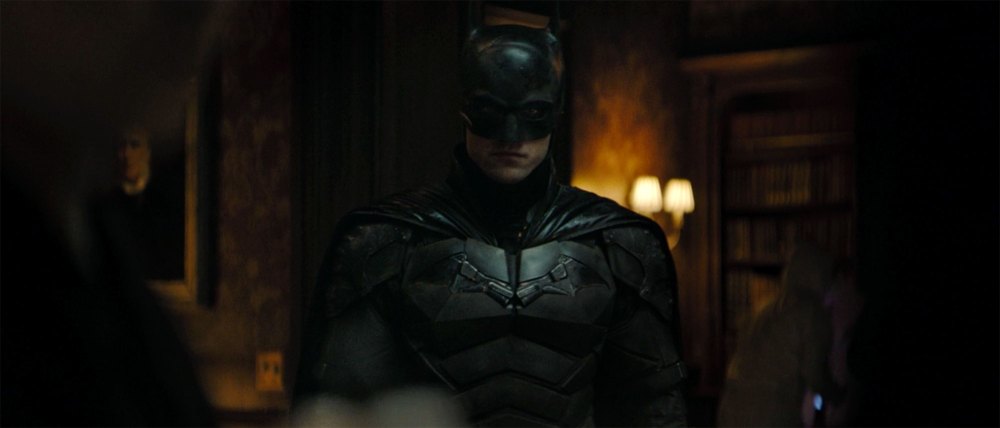 Robert Pattinson Batman Resumes Shoot After Reported COVID-19 Battle