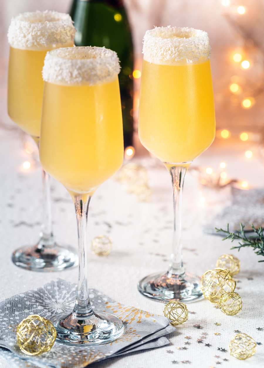 Holiday Mimosa A List Holiday Brunch Tips How to Pull Off the Perfect Star Worthy Meal