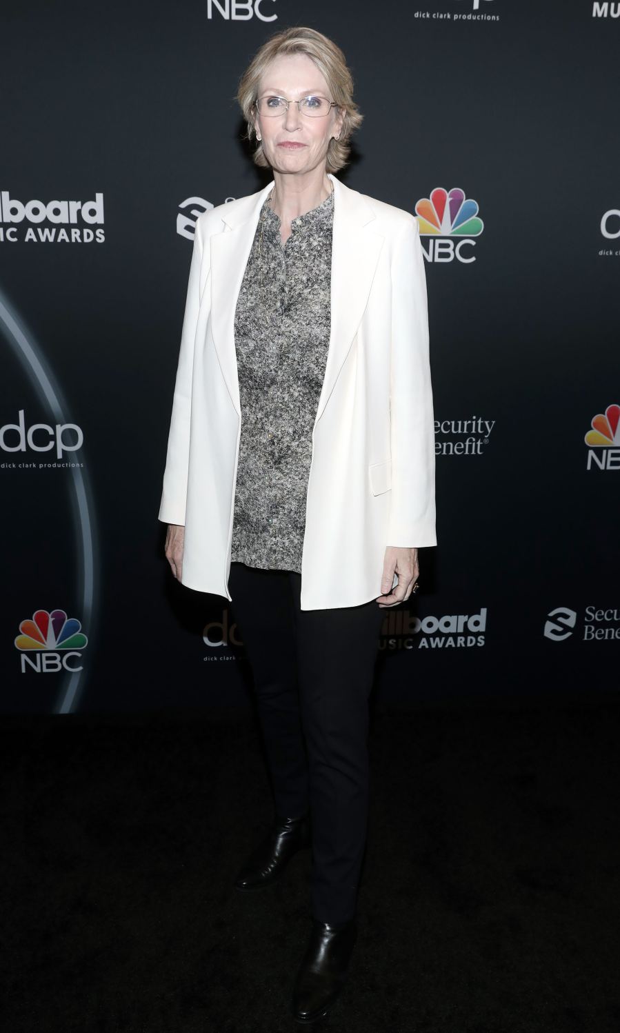 2020 Billboard Awards Red Carpet Arrivals - Jane Lynch