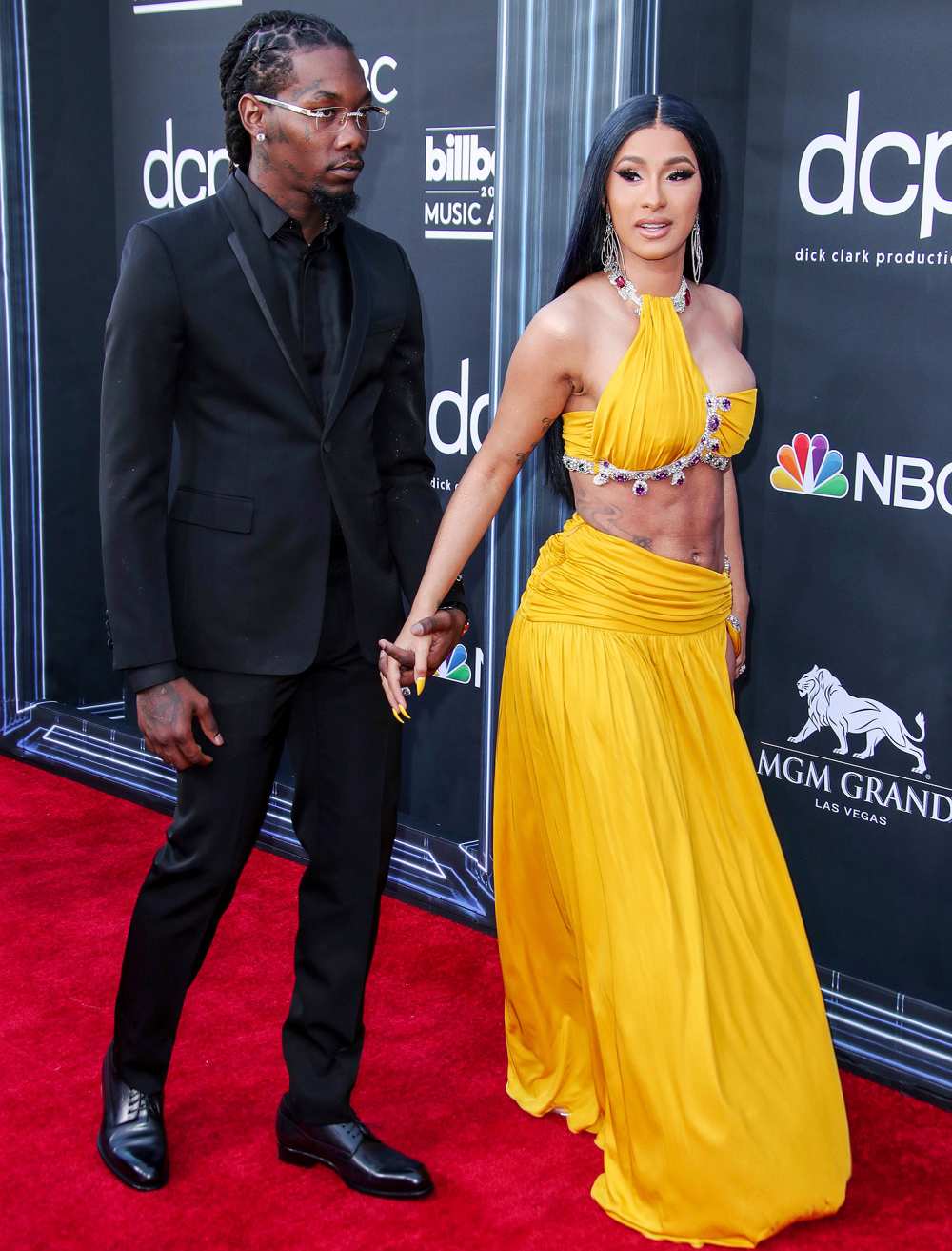 Cardi B Defends Estranged Husband Offset Amid Divorce After Fan Slams Him