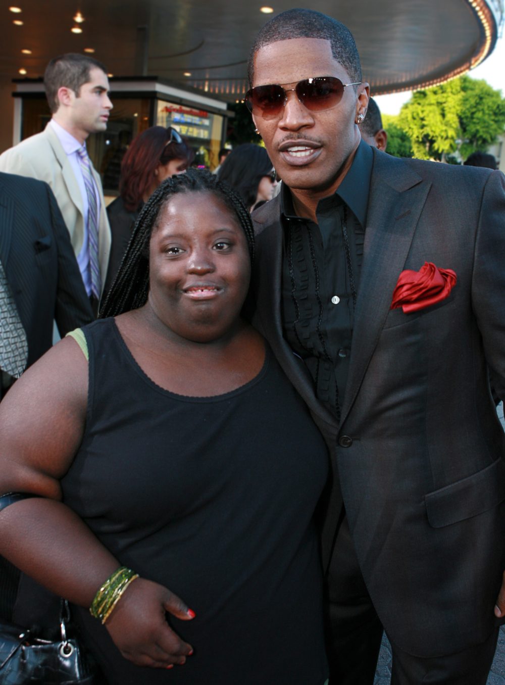 Jamie Foxx Mourns Younger Sister DeOndra Dixon After She Dies at 36: 'My Heart Is Shattered'