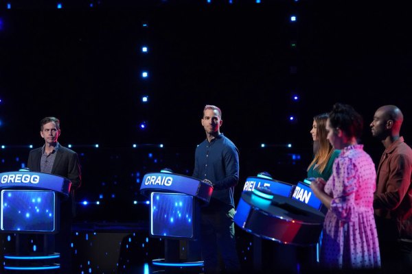 ‘Weakest Link’ Contestant Arielle Borisov: Why Jane Lynch Is a Great