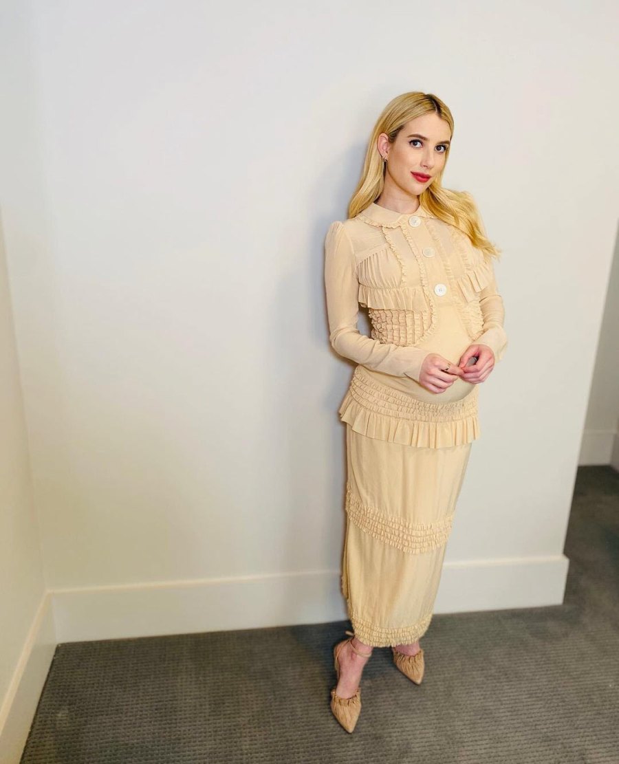 Emma Roberts Maternity Style