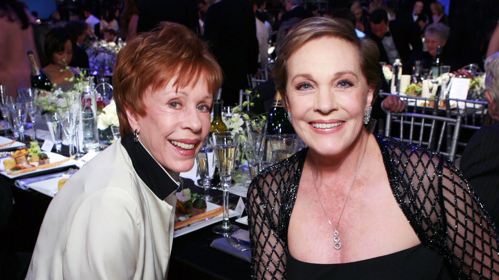Julie Andrews Recalls Being Caught Kissing Carol Burnett by a Former First Lady