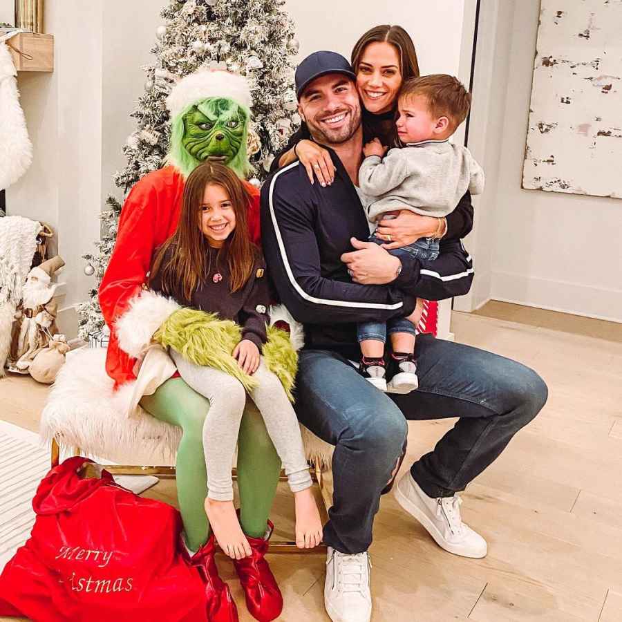 Jana Kramer and Mike Caussin Photo with The Grinch and Kids
