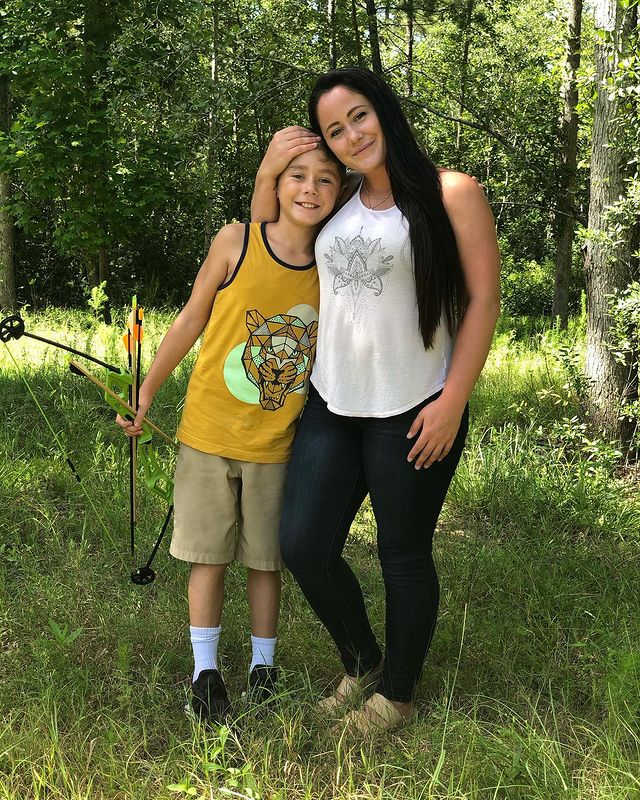 'Teen Mom 2' Alum Jenelle Evans Says She's Regained Custody of Son Jace From Mom Barbara