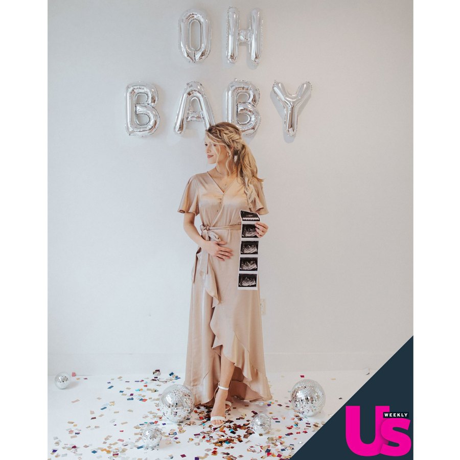 Josie Bates Pregnant Celebrities Showing Baby Bumps 2021