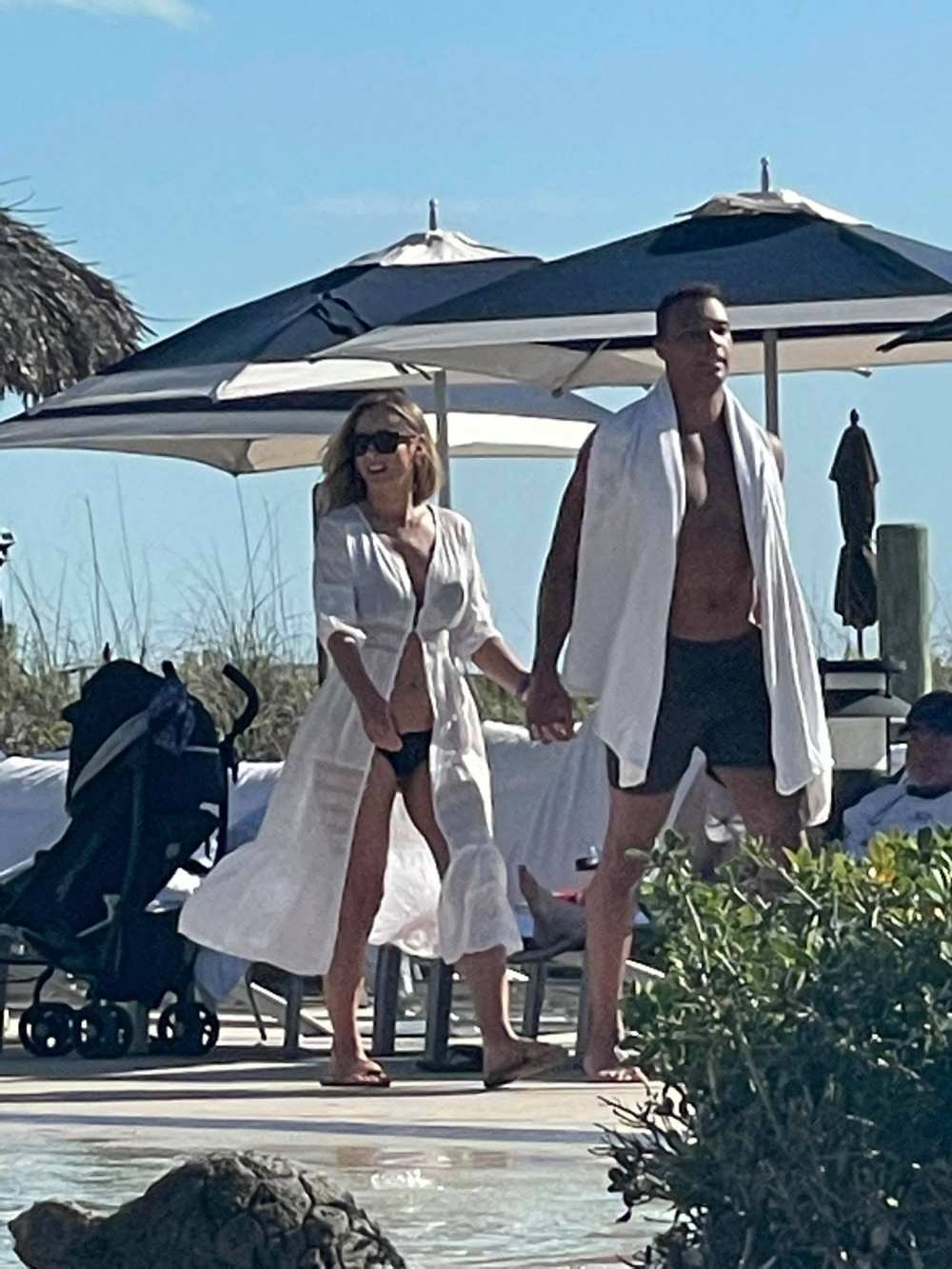 Bachelorette's Clare Crawley Posts About ‘Collecting Memories,’ Holds Hands With Dale Moss: Photo