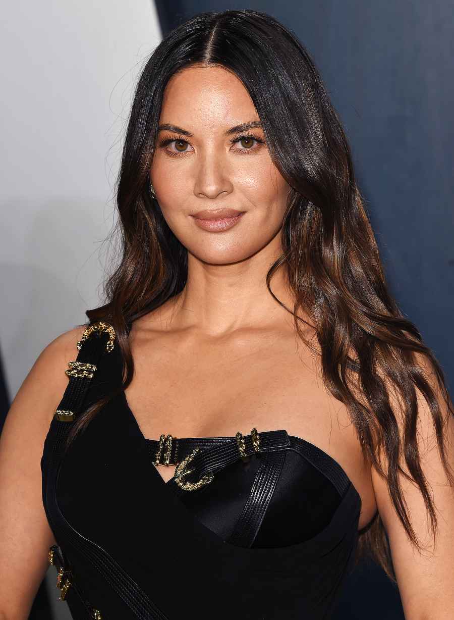Olivia Munn The Weeknd halftime super bowl performance reactions 2021