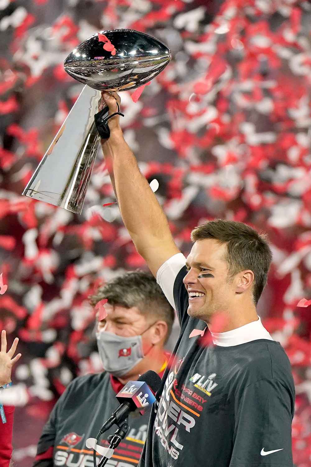 Super Bowl 2021 Tom Bradys Ex Bridget Moynahan Congratulates Him 3298