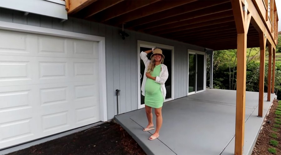 Arie Luyendyk Jr and Lauren Burnham Give Tour of Hawaii Home