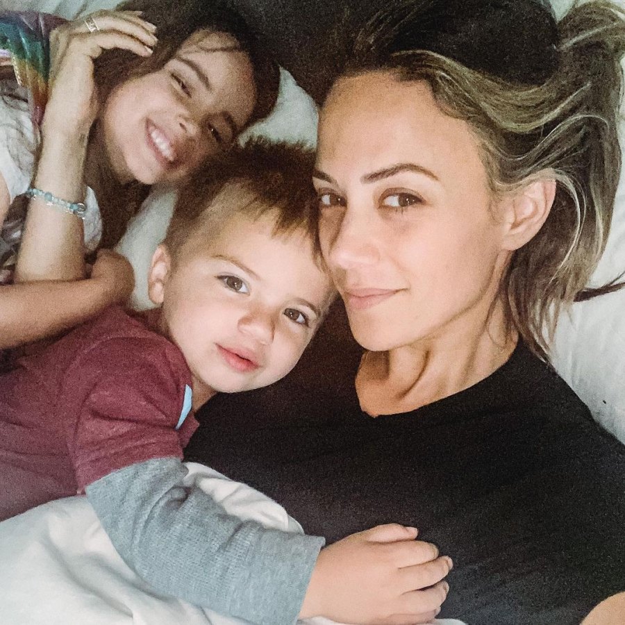 Jana Kramer Posts Selfie With Kids Amid Mike Caussin Divorce: 'Heavy Hearts'