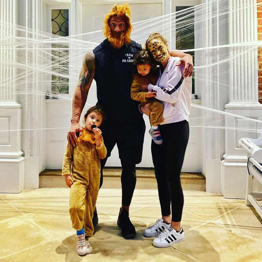 Dwayne The Rock Johnson and Lauren Hashian Cutest Snaps With Their Daughters 03