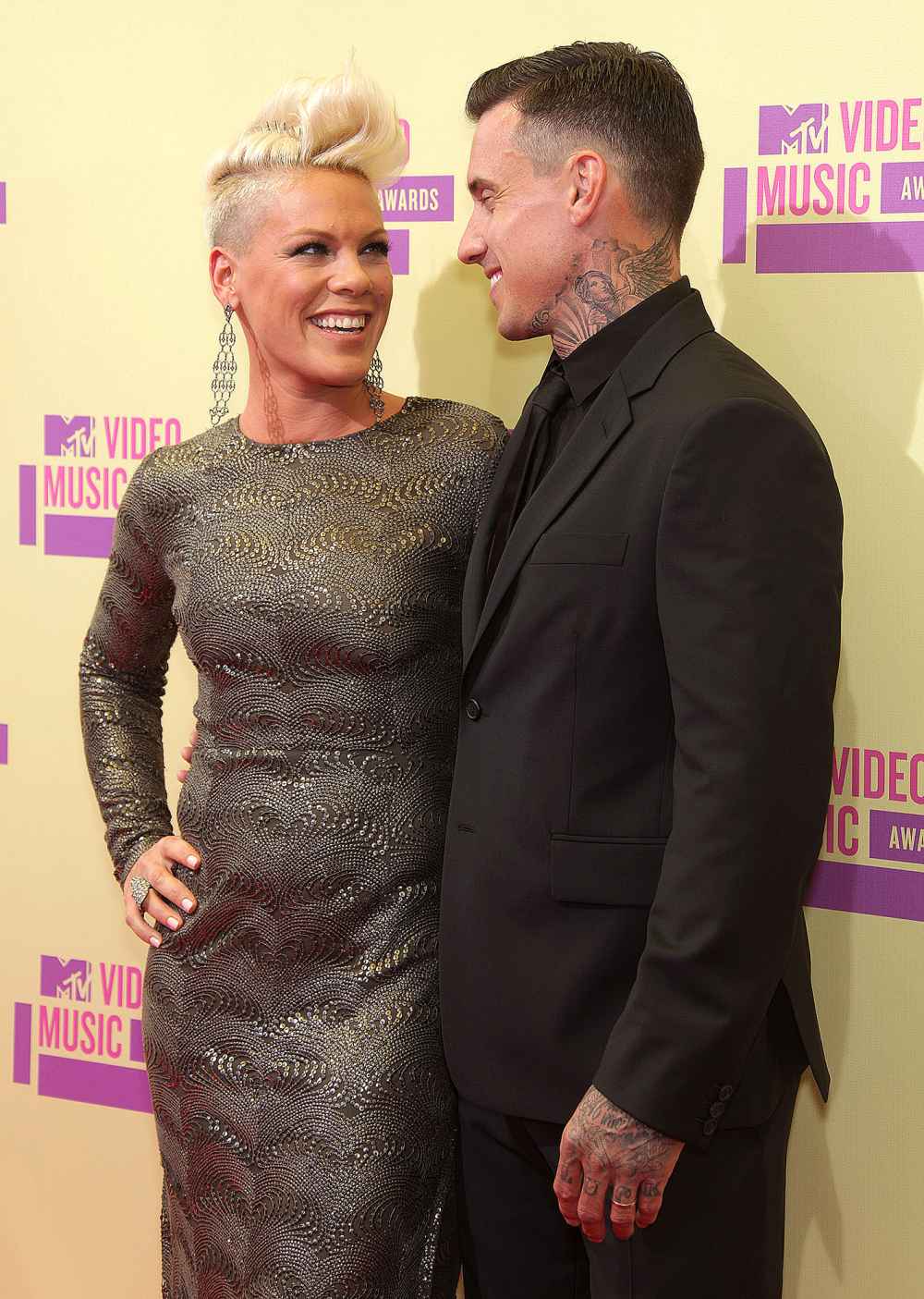 Pink Husband Carey Hart Hopes Her Documentary Helps Change His Tattooed Scumbag Image 2