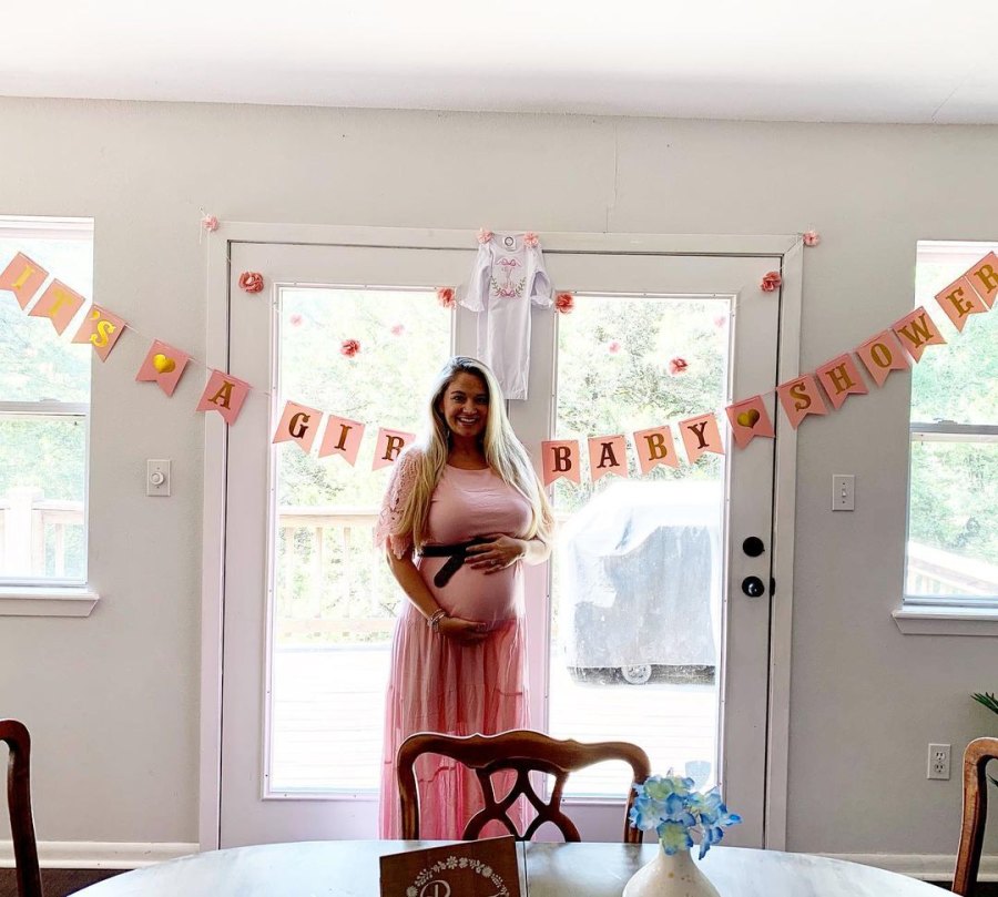 Tiffany Thornton and More Pregnant Stars Celebrate Baby Showers: Photos