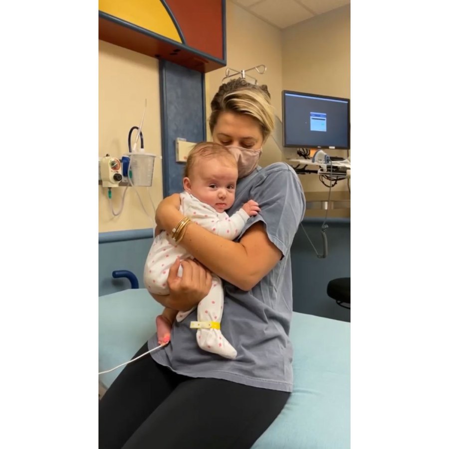Bachelor Lesley Murphy Reflects on Crazy 36 Hours in Emergency Room With Daughter Nora 5