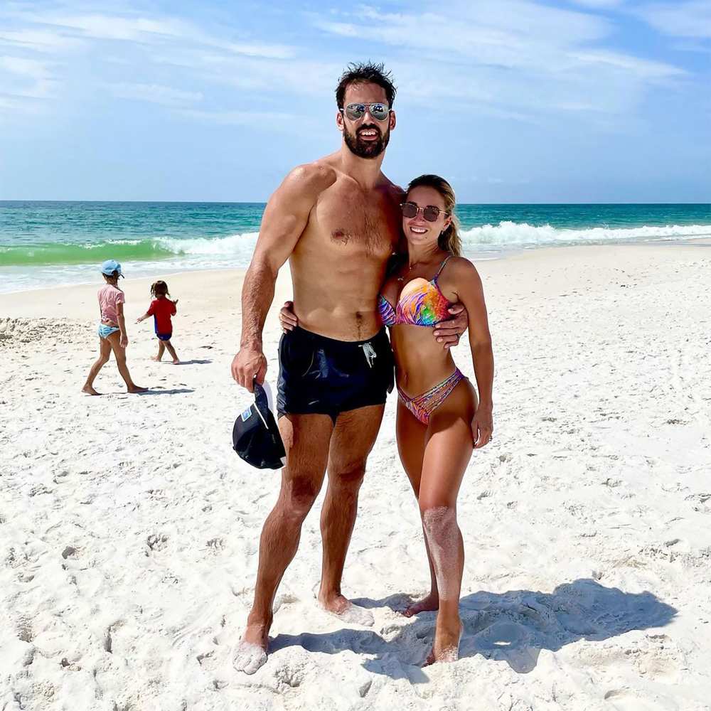 Wow! Jessie James Decker Shows Off Her Body After Body-Shaming Comments