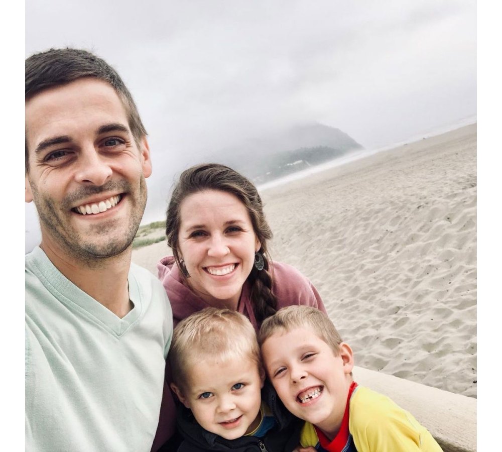 Jill Duggar Regrouping After Pregnancy Loss 2 Derick Dillard